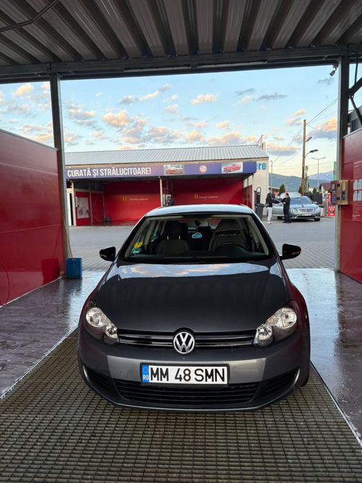 VOLKSWAGEN Golf 2011 — imagine 2