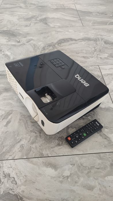 Videoproiector Benq