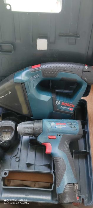 Bosch -шуруповерт+пылесос -одним лотом.