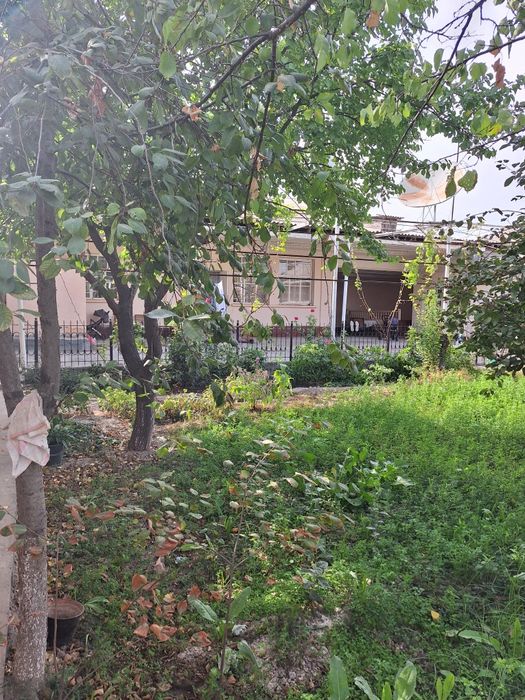 Уй сотилади 12 сотка