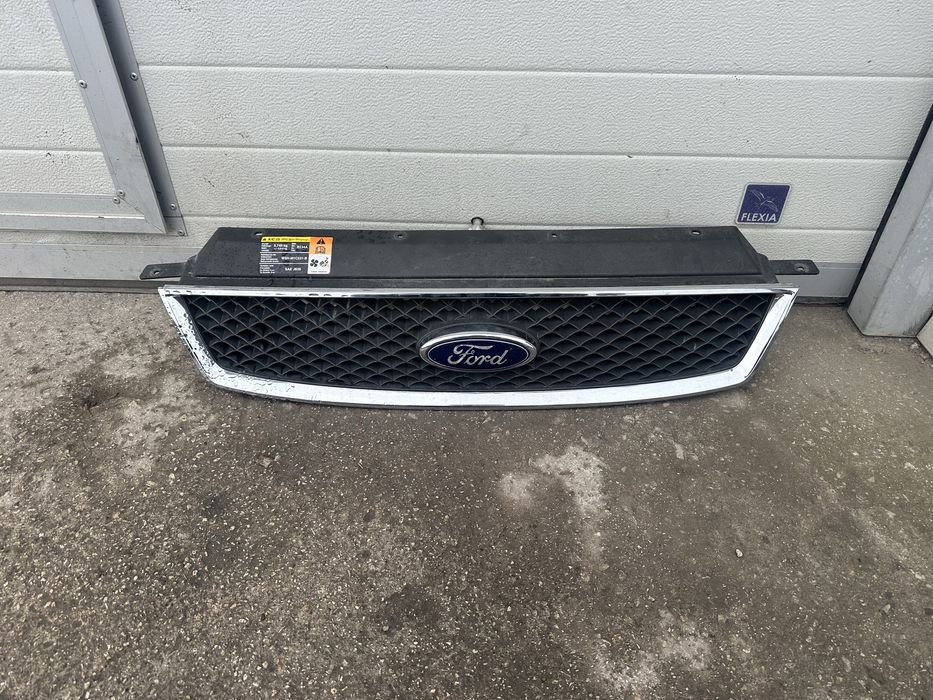 Решетка/Маска за Форд Фокус C max 2003-2008г.!