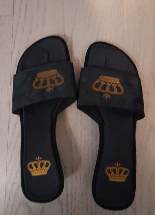 Papuci adidas negrii