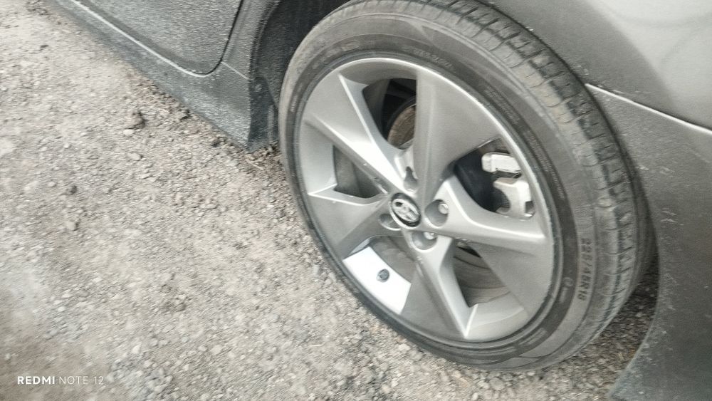 Продам Диски r18 камри