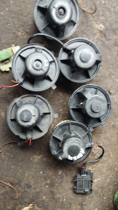 Моторчик печки audi