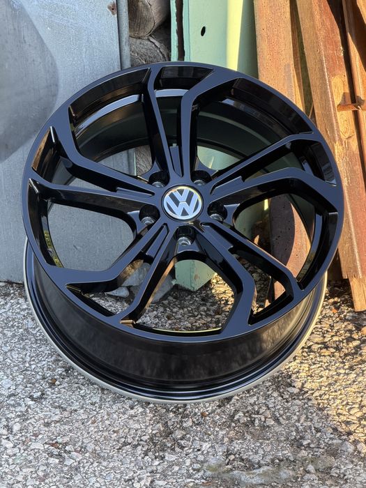 Джанти за Фолксваген Volkswagen 18 “ цола 5х112 чисто нови Golf Passat Tiguan Skoda Seat