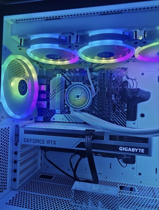 Combo Pc + laptop la super preț