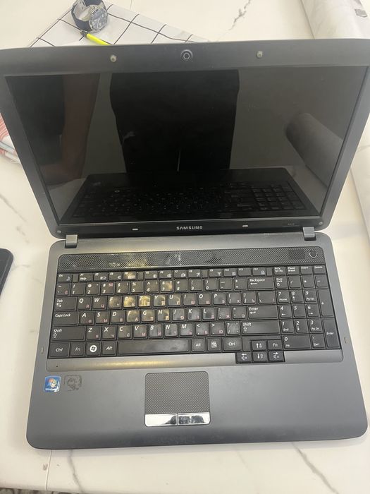 Продам срочно Ноутбук Самсунг