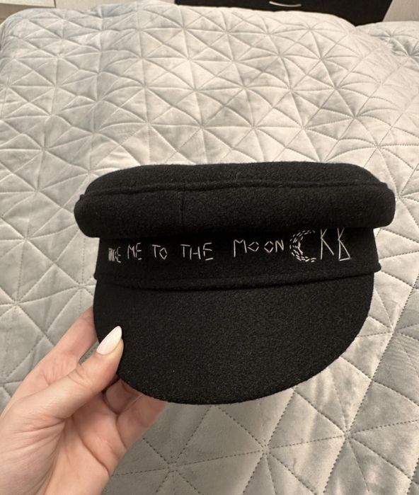 Вълнена шапка багета