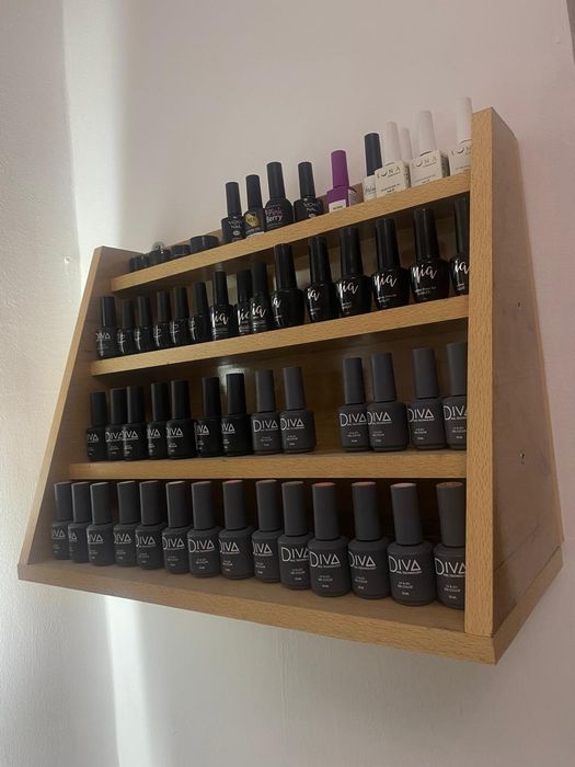 Продается маникюрный стол