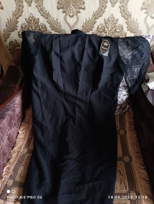 Продам новые платья,с этикеткой!