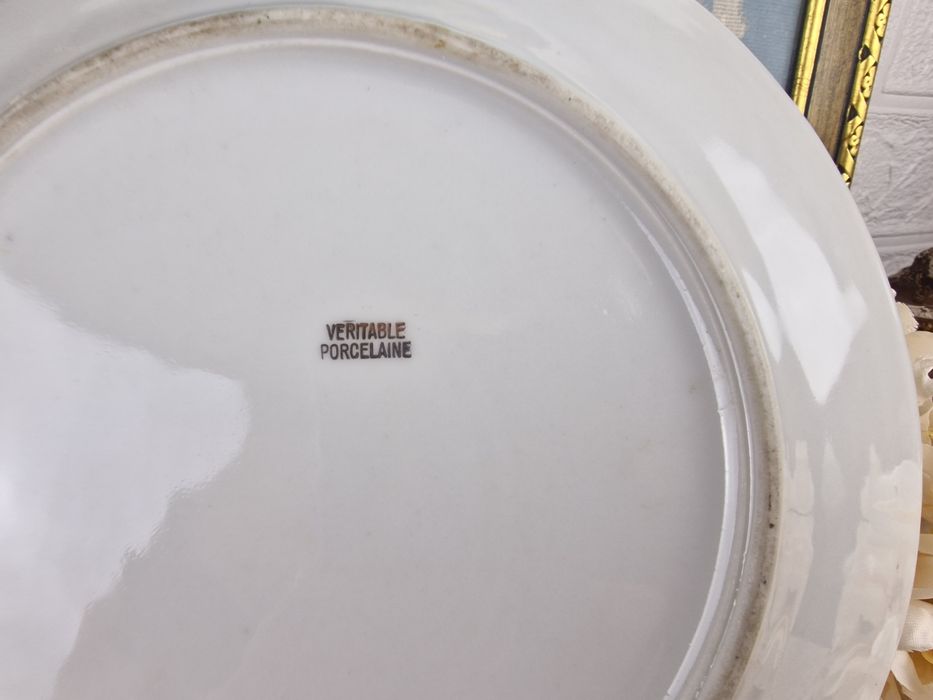 Френска порцеланова чиния