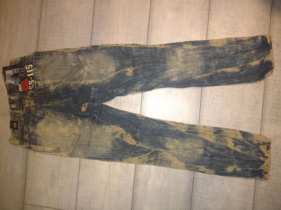 Модерни маркови дънки