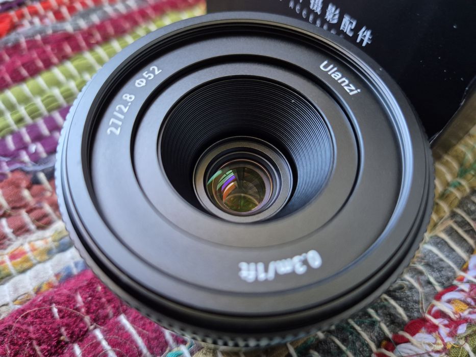 АF обектив Ulanzi F2.8, 27mm за Sony E