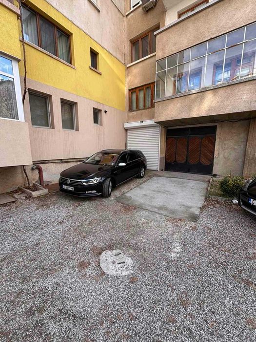 Два апартамента + гараж