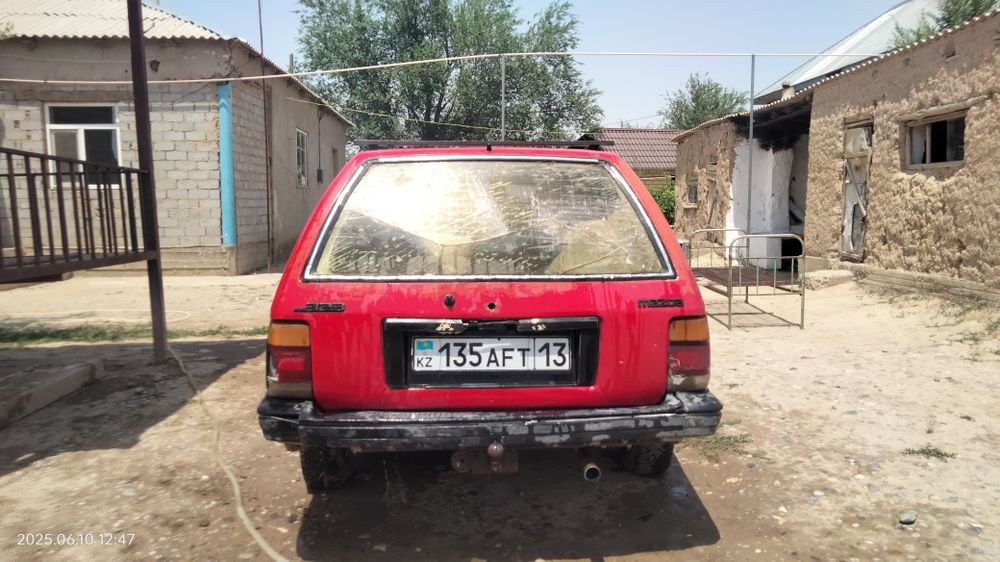 Мазда 323 универсал