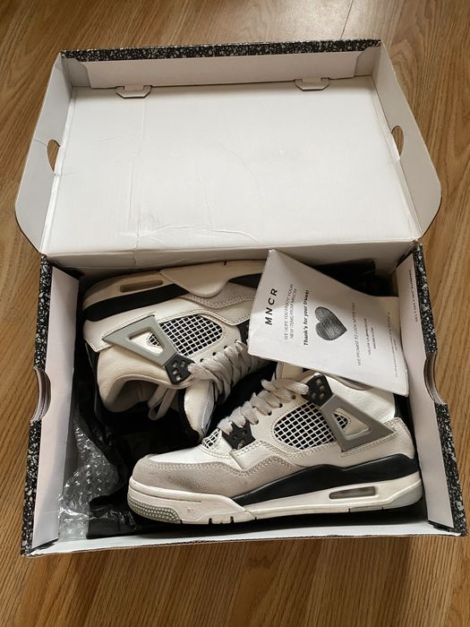 Jordan 4 Retro 'Military Black'