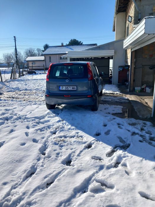 Продавам Нисан Ноте1,5 86 кс. 2007г. тъмно сив 166000к.м.дизел