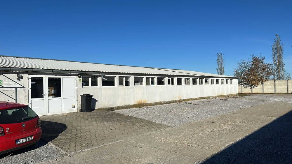 Închiriez 500 mp în hală industrială