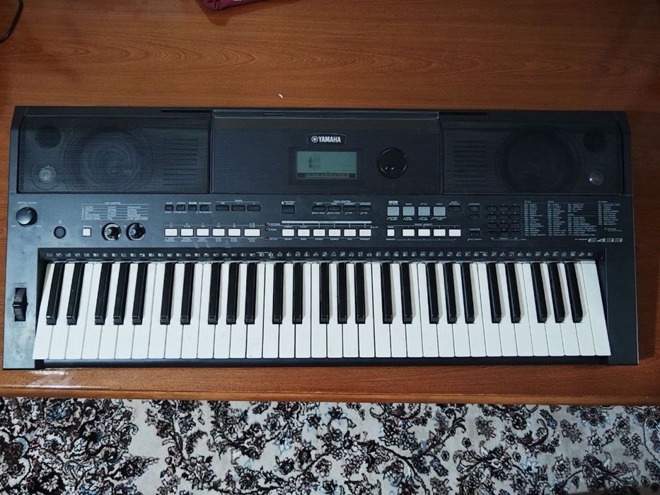 Пианино YAMAHA