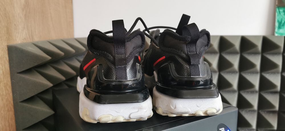 Nike React Vision 3M номер 40.5