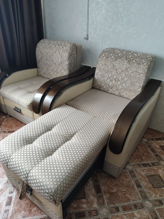Продам диван +1 кресло б/у