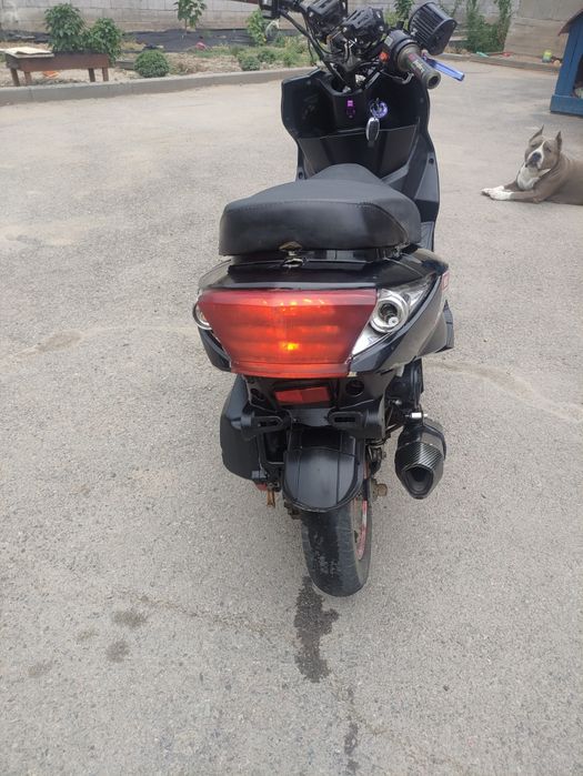 Продам м8 про 185