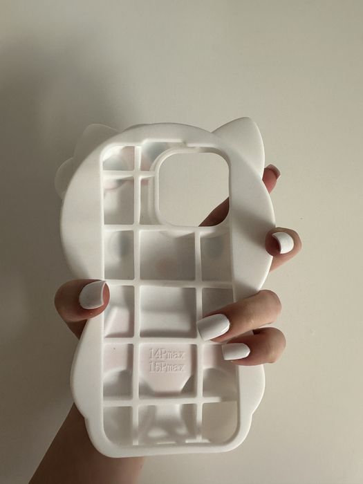 Husa Silicon Hello Kitty iPhone 15/14 Pro Max