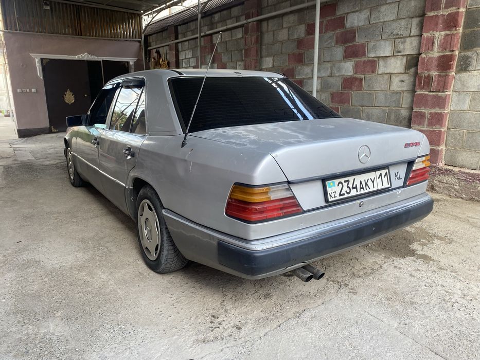 Мерседес бенс 200