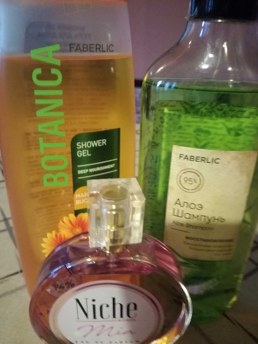 Парфюм душ гел шампоан