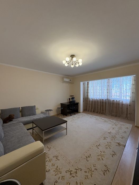 Сдается 2х ком квартира Ойбек