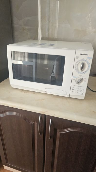 Продам микроволновку panasonic