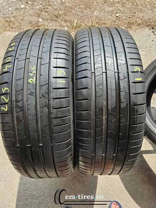 SET 2 Anvelope Vara 225/40 R20 PIRELLI P Zero  94Y - Runflat