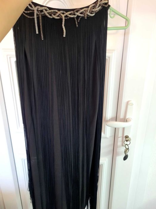 Черна Рокля с ресни