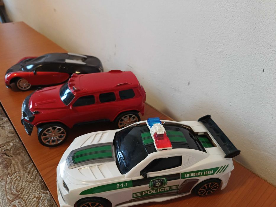 4 masini/ mașinuțe ptr copii / masini joc/ jucarii