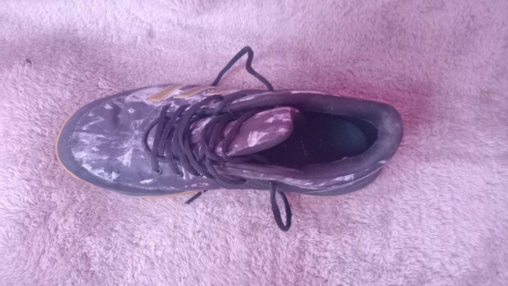 Vand adidași de la adiddas originali