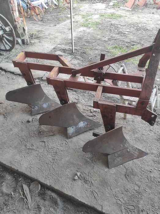 Двигател AKME 16 конски сили в отлично състояние .Части за Болгар 224У