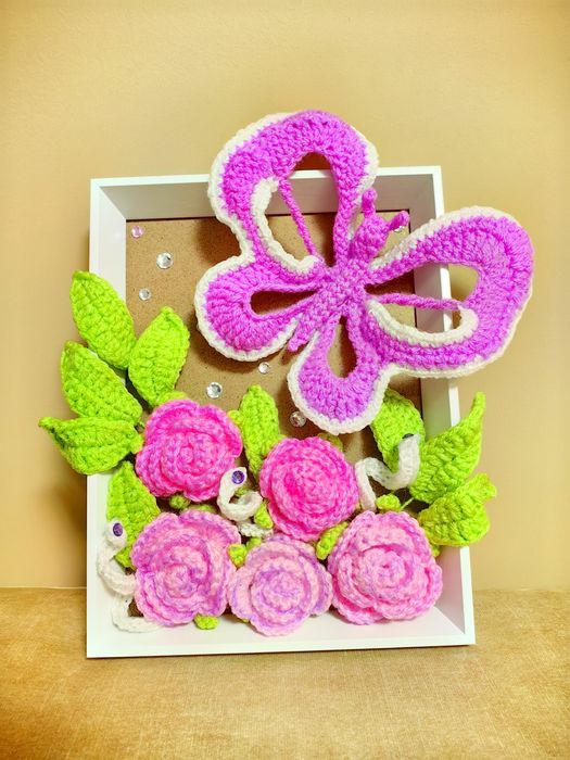 Плетени цветя на една кука