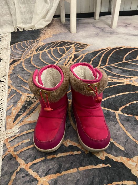 Детски ботуши и сандали 24-25 номер и Прески 29н.