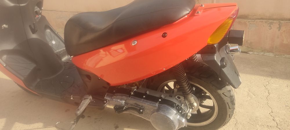 Продам гибридный Скутер