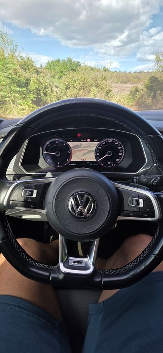 VW Tiguan R-Line 4Motion Full