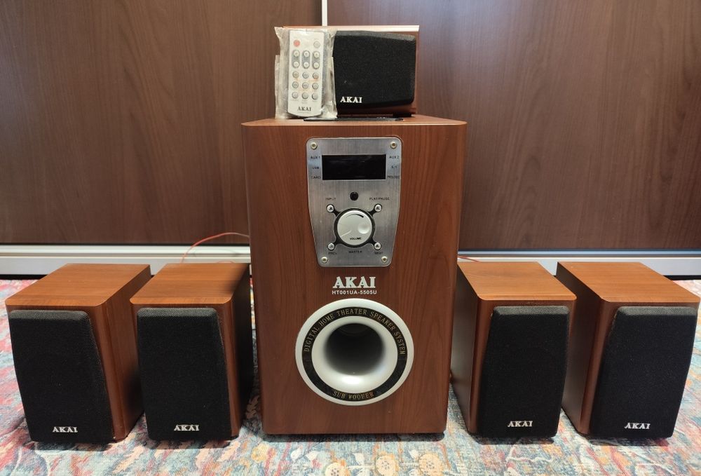 Sistem Home Cinema 5.1 cu Subwoofer AKAI