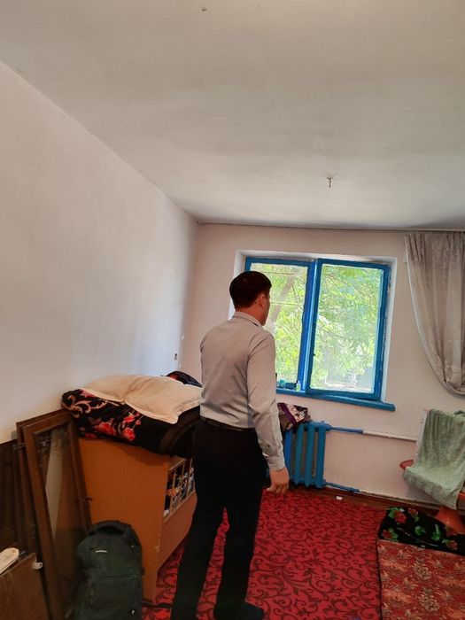 Продаётся 1-комнатная квартира в быв. Общежитие. Яккасарой