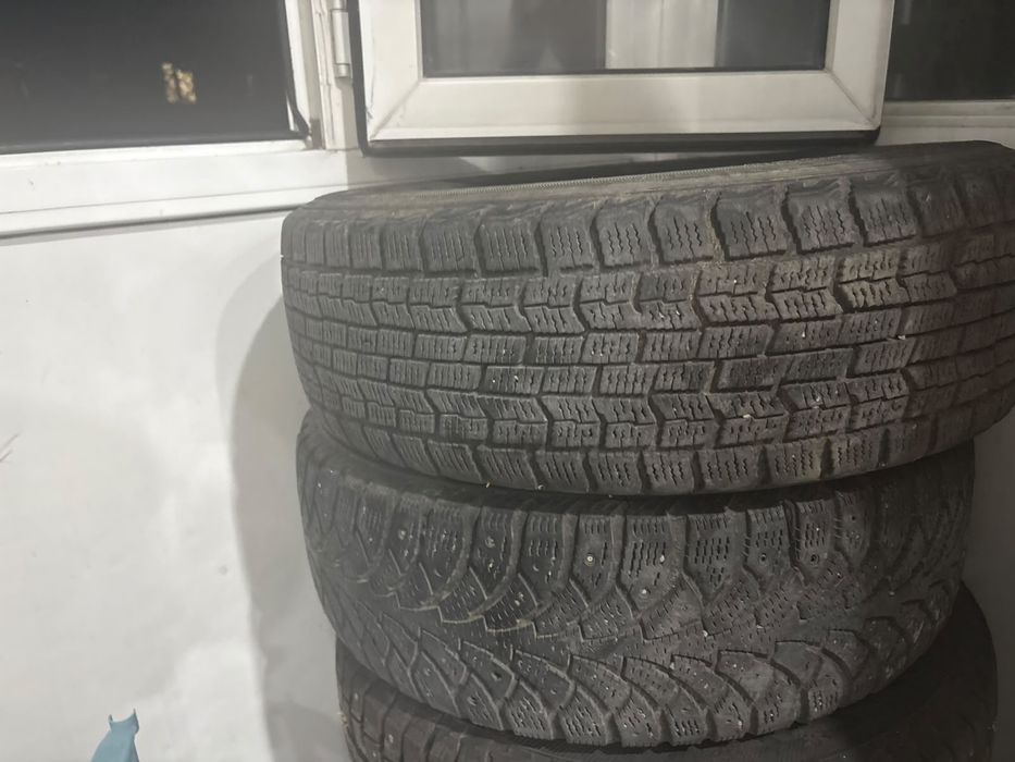 Продам б/у шины 185/65/15