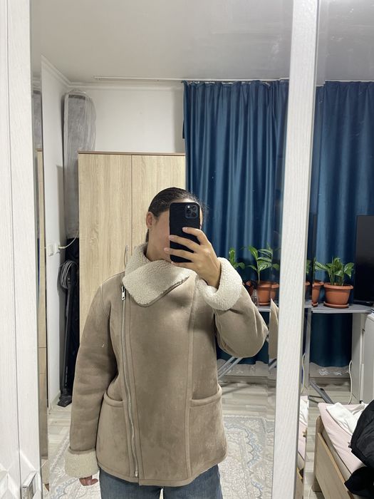 Дубленка новая бежевая