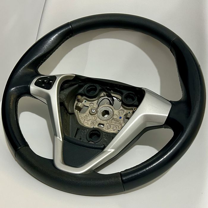 Volan piele comenzi Ford Fiesta mk7