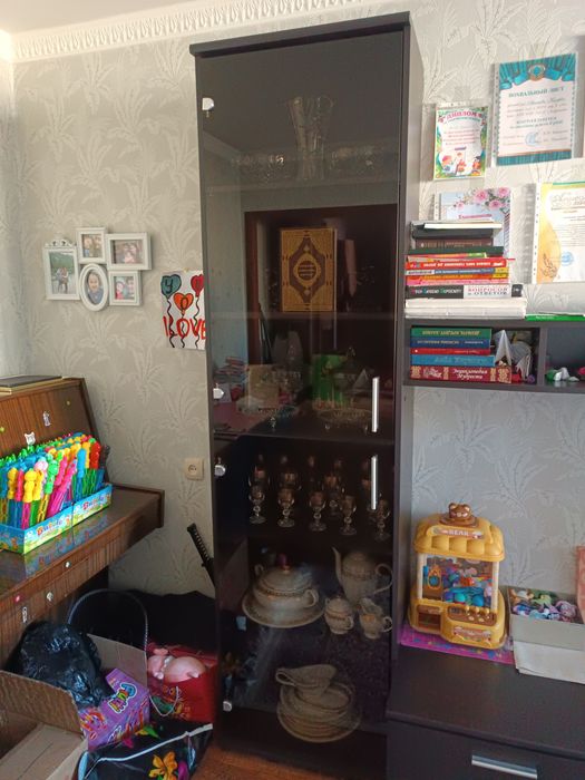 Продаю стенку в зал (горка).