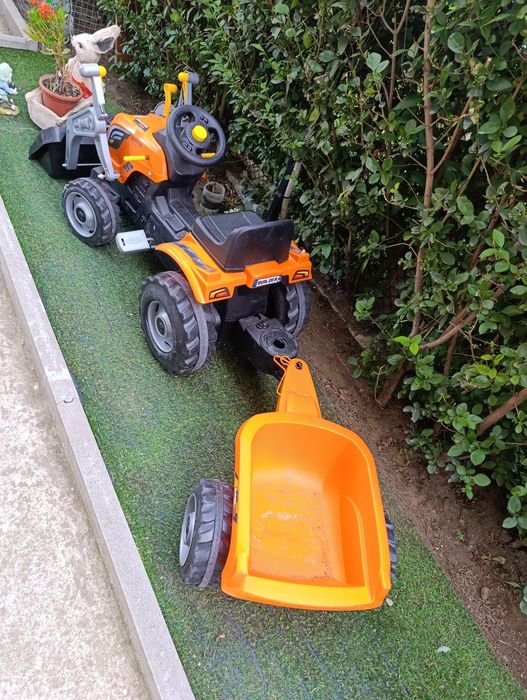 Детски трактор с ремарке