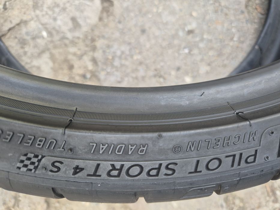 225 35 19/245 30 19 Anvelope de vară Michelin Pilot Sport 4s
