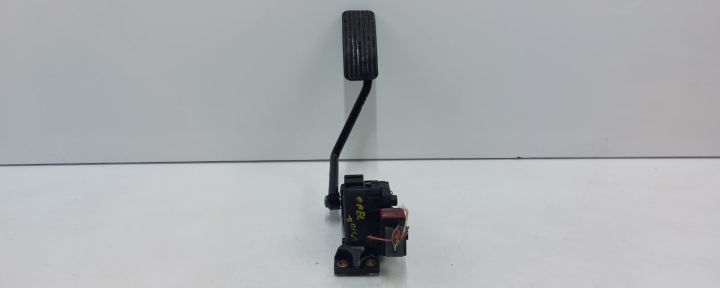 Pedala acceleratie 9204284 Opel Agila prima generatie