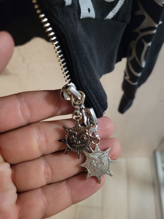 GLO GANG hoodie размер ХЛ ЕДИНСТВЕНОТО в България